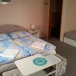 Agi Panzio Obuda Bed & Breakfast Budapešť