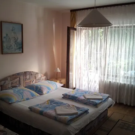 Bed & Breakfast Agi Panzio Obuda