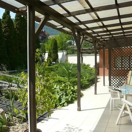 Bed and Breakfast Agi Panzio Obuda *