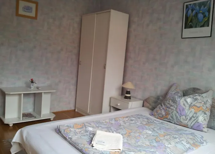 Agi Panzio Obuda Bed & Breakfast