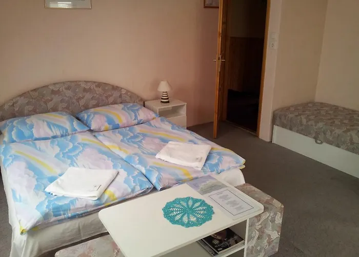 Agi Panzio Obuda Bed & Breakfast Budapest
